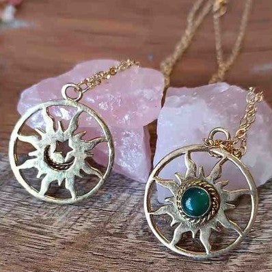 Χειροποίητο Ορειχάλκινο Μενταγιόν Ήλιος & Φεγγάρι με Αβεντουρίνη