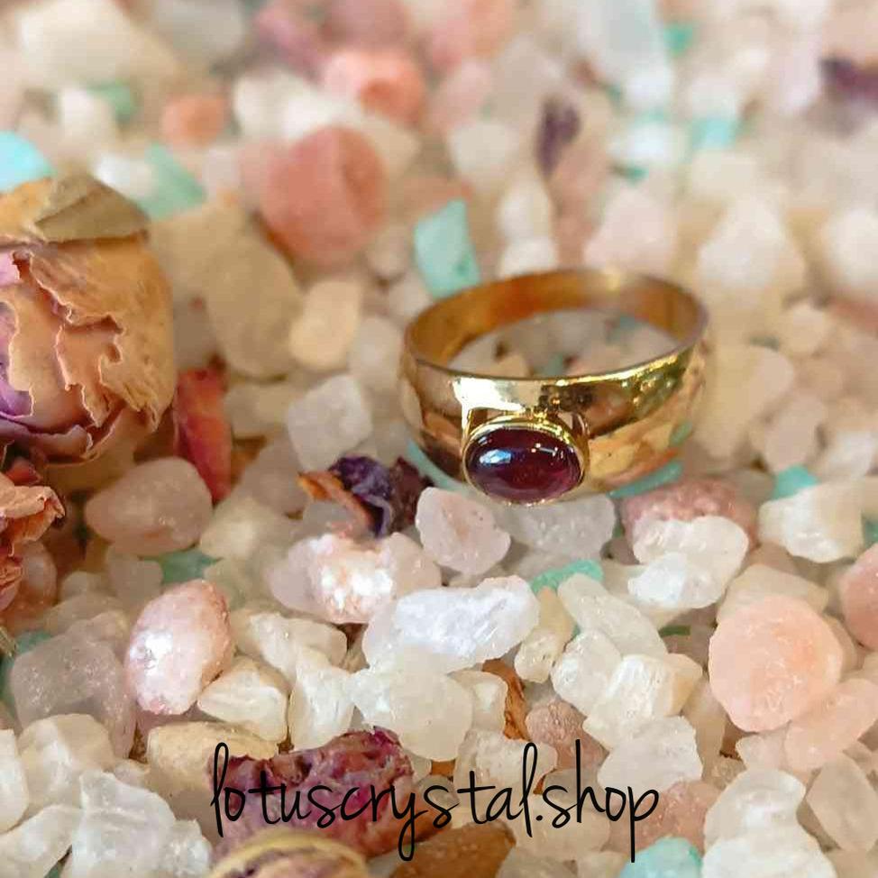 Δαχτυλίδι Ορείχαλκος με Κόκκινο Γρανάτη-Lotus Crystal