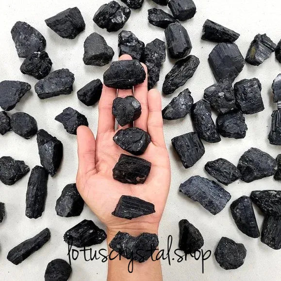 Μαύρη Τουρμαλίνη –Ακατέργαστα Κομμάτια 15-25g-Lotus Crystal