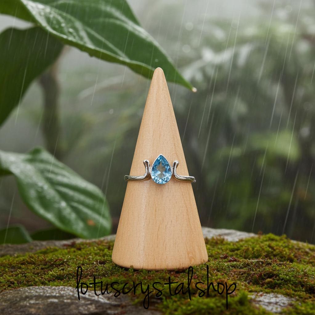 Χειροποίητο Δαχτυλίδι από Ασήμι 925 με Μπλε Τοπάζι-Lotus Crystal