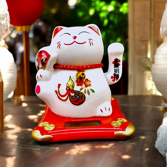 Decorative Lucky Cat – Maneki Neko