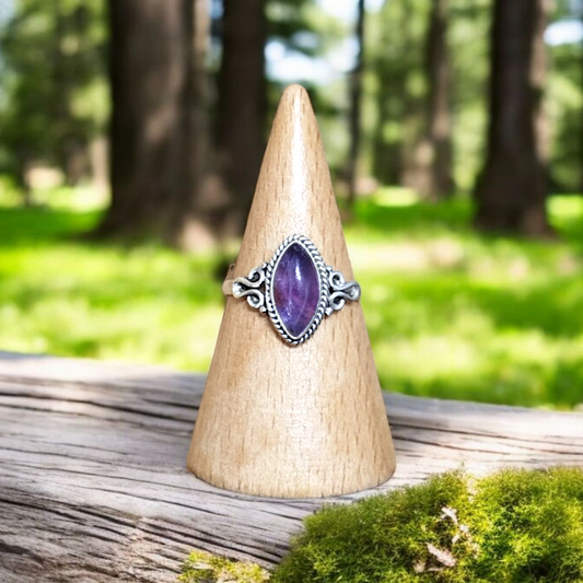 Handmade 925 Silver Ring with Amethyst