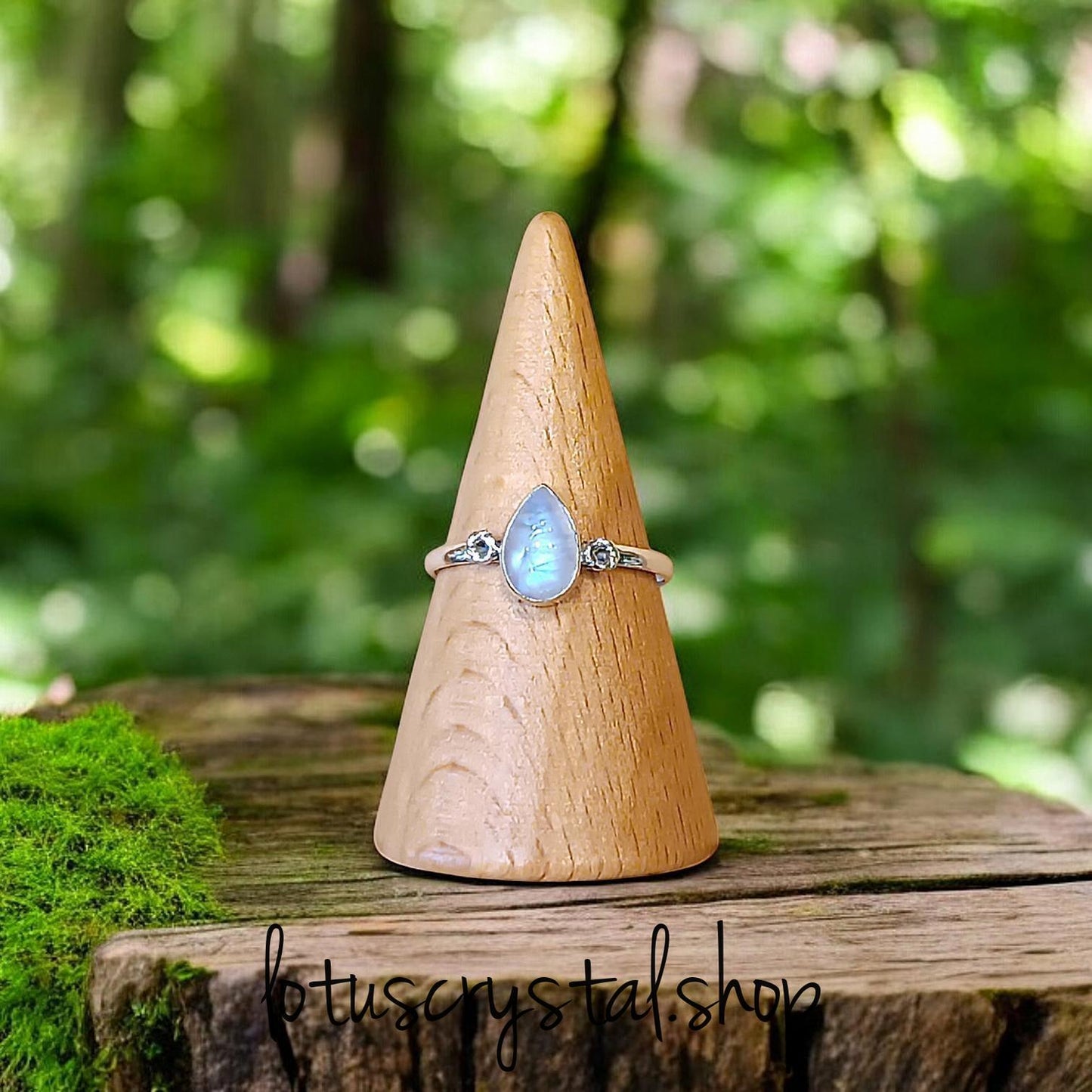 Ασημένιο Δαχτυλίδι με Φεγγαρόπετρα Χειροποίητο-Lotus Crystal