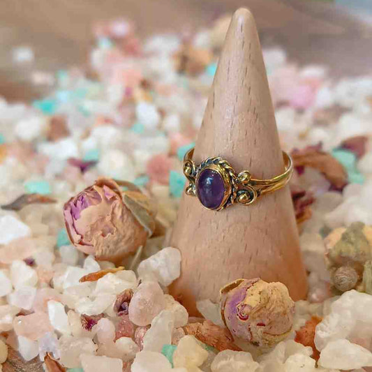 Handmade Ring with Amethyst