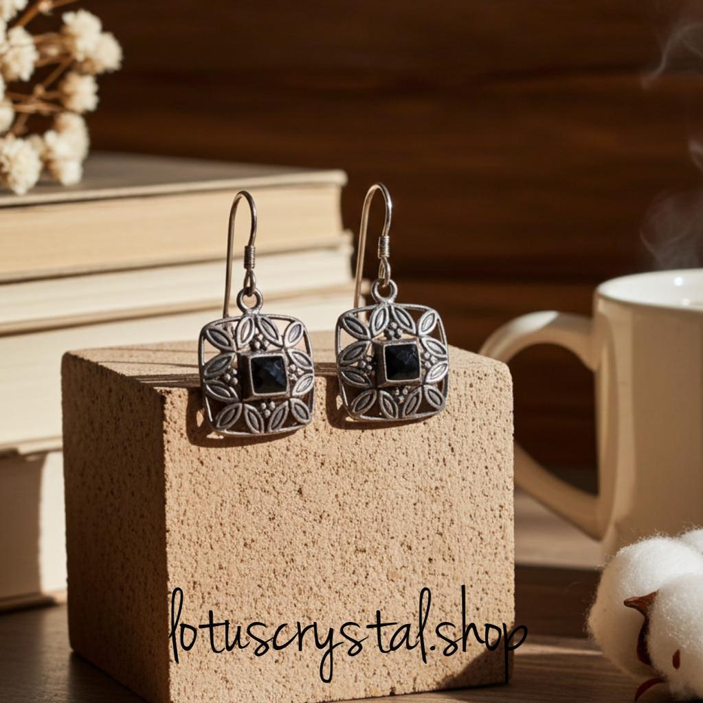 Χειροποίητα Σκουλαρίκια από Ασήμι 925 με Μαύρο Όνυχα-Lotus Crystal