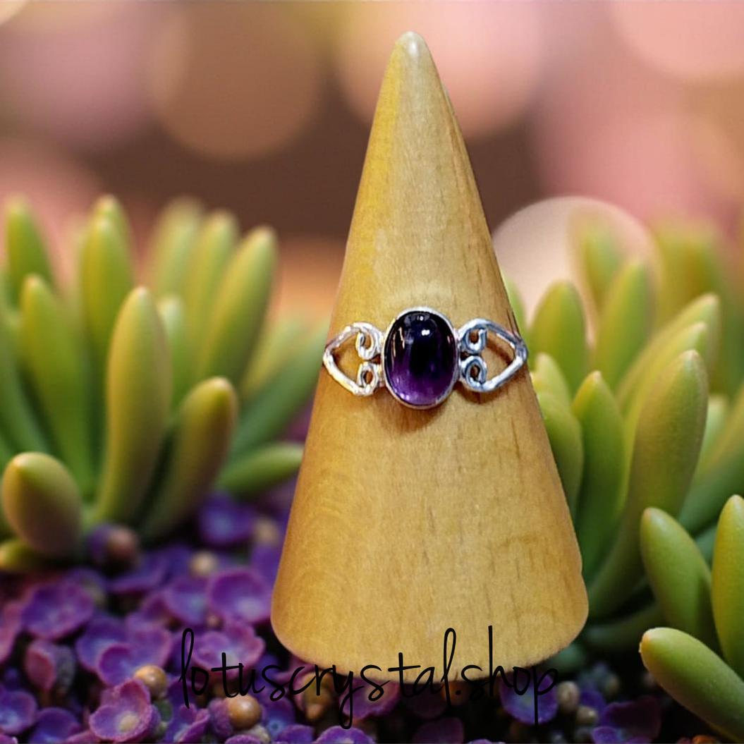 Ασημένιο Δαχτυλίδι με Αμέθυστο-Lotus Crystal