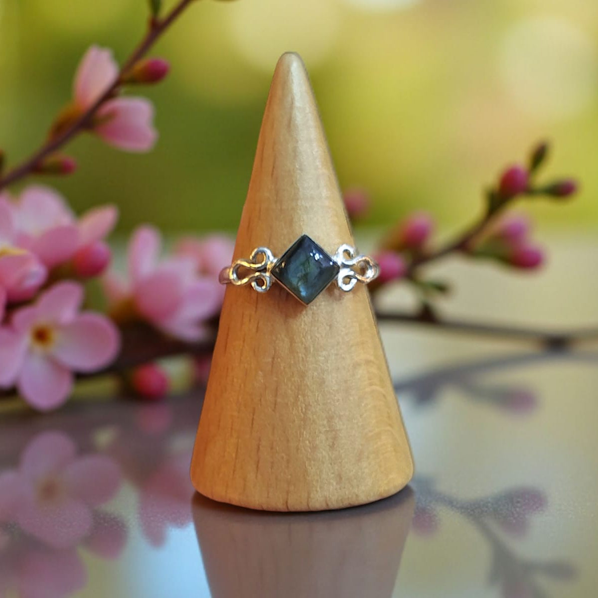 Ασημένιο Δαχτυλίδι  Λαβραδορίτη✨