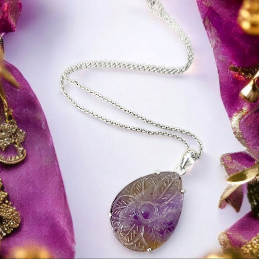 925 Sterling Silver Lotus Pendant with Blue Fire Labradorite – Handmade Jewelry