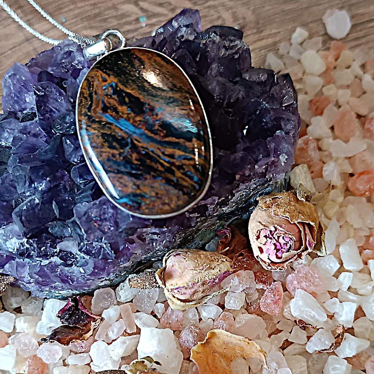 Handmade Petersite Pendant – Oval