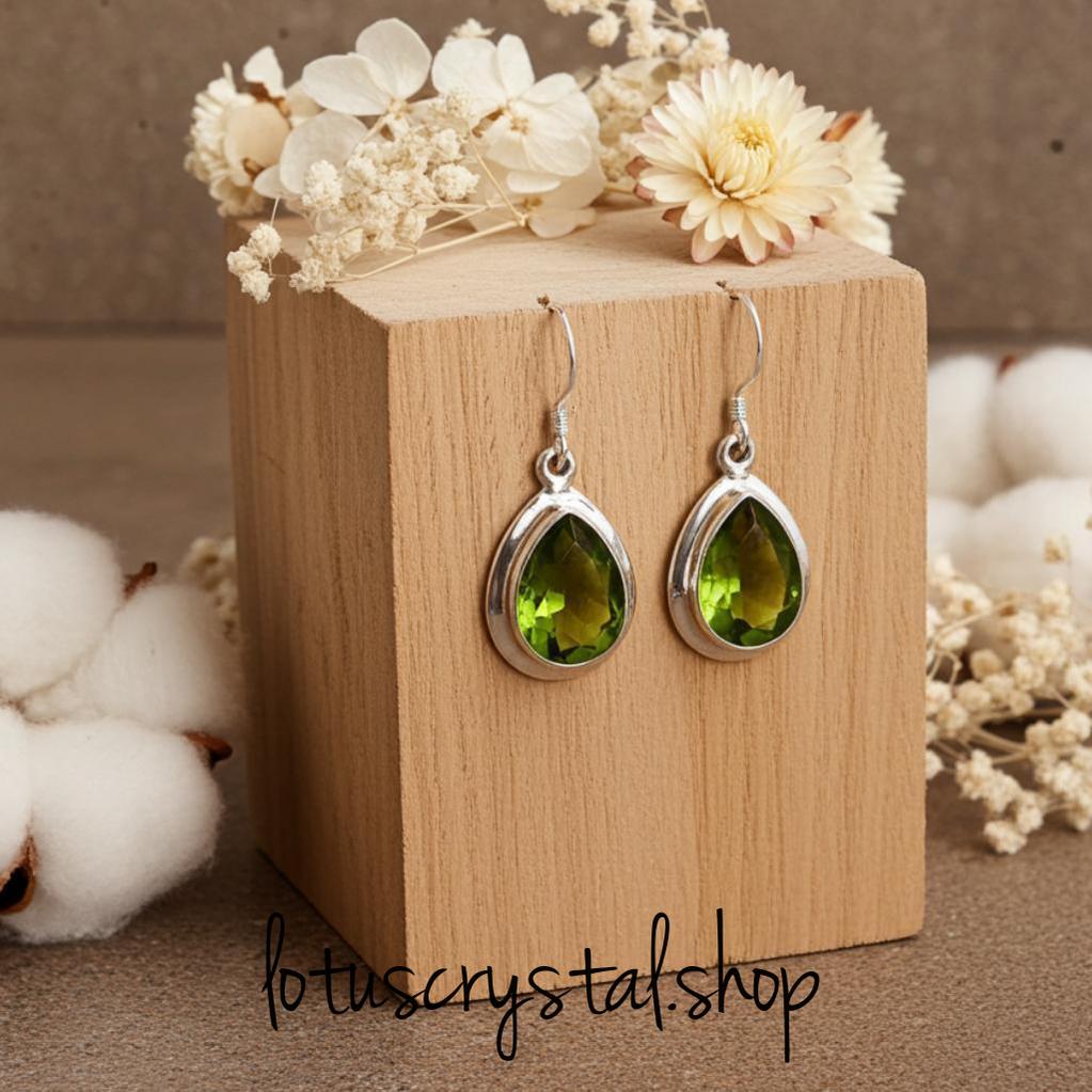 Χειροποίητα Ασημένια Σκουλαρίκια με Περίδοτο Ταγιέ Κοπής – Silver 925-Lotus Crystal