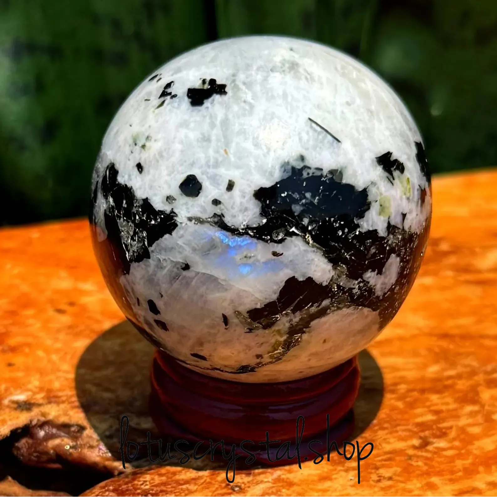 Σφαίρα Φεγγαρόπετρας AAA – διαίσθηση, θηλυκή ενέργεια & προστασία-Lotus Crystal